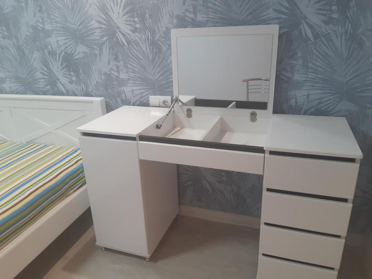 Apartment Near Stadio Metalist Kharkiv Eksteriør bilde